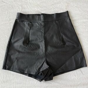 Windsor High Waist Black Shorts